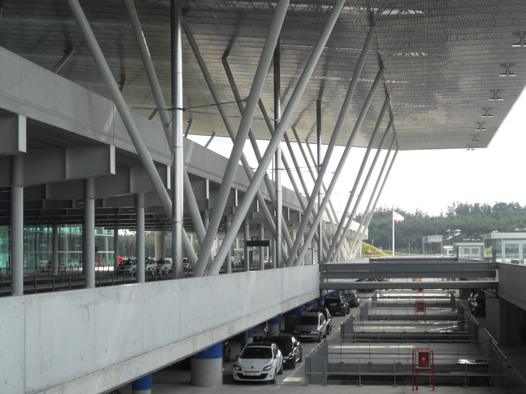 Aeropuerto de Santiago - Rosalía de Castro
