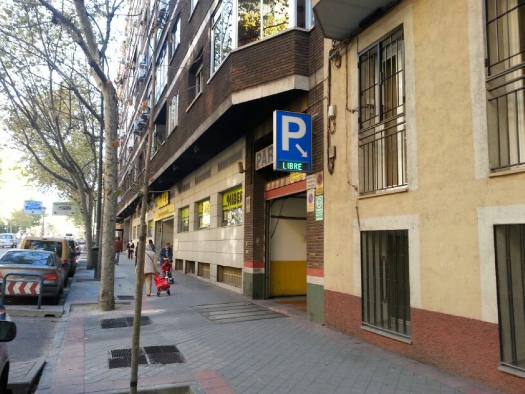 Parking Atocha, Garaje María Cristina, Parking low cost Madrid 