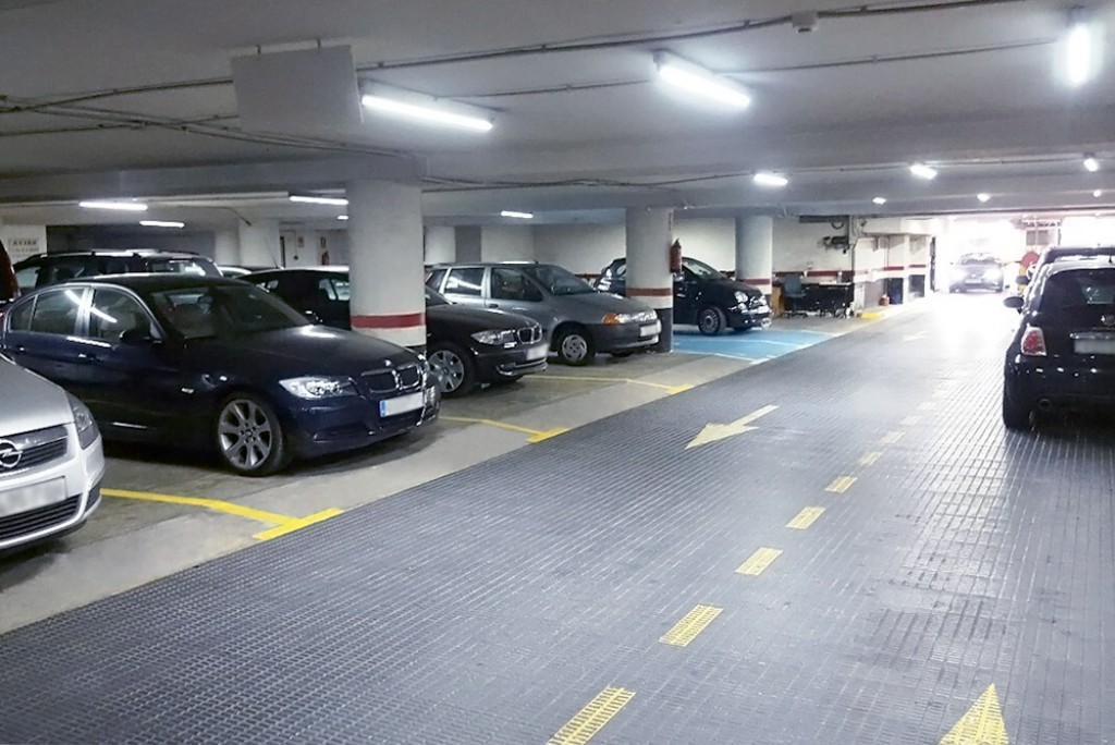 aparcamiento en monterrey barcelona