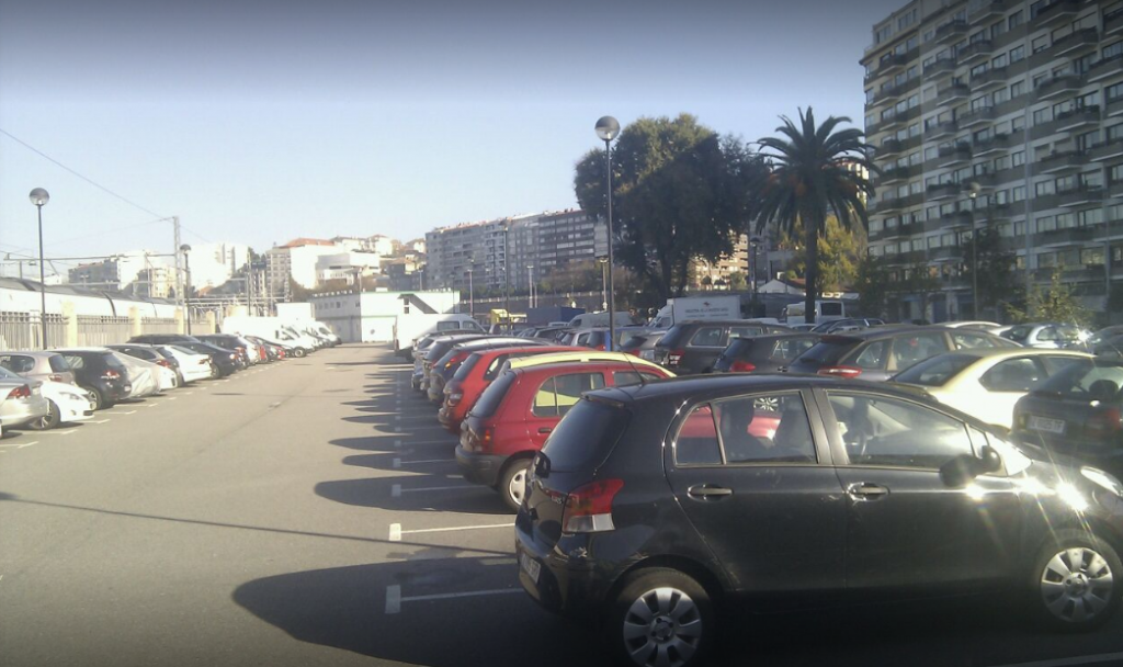SABA aparcamientos en le estaciçon Renfe Vigo