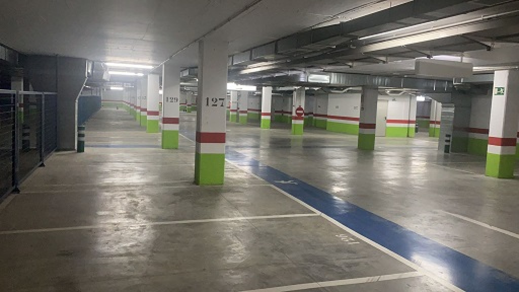 Parking Piscis Center - Plazas aparcamiento