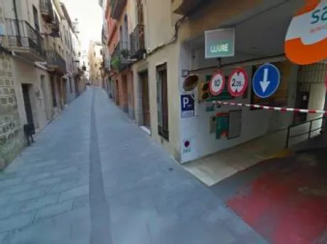 Aparcar en el centro de Mataró, en el Parking La Riera