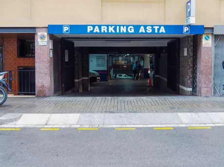 Parking barato en Vila de Gracia Barcelona