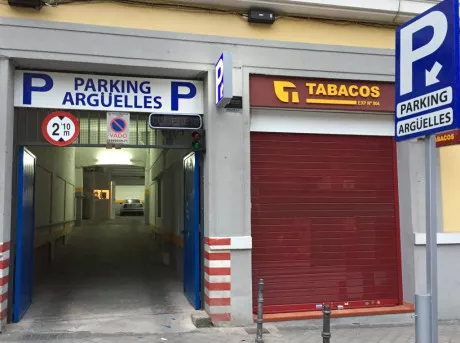 Entrada Parking Arguelles Madrid