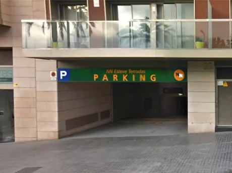 Conseguir plaza parking barata en esteve terradas barcelona
