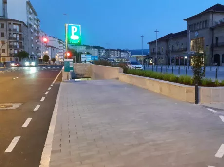 Parking Estación Ourense SABA - Acceso instalaciones aparcamiento