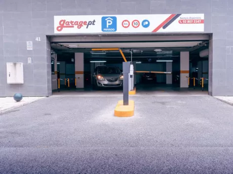 GaragePT - Entrada aparcamiento