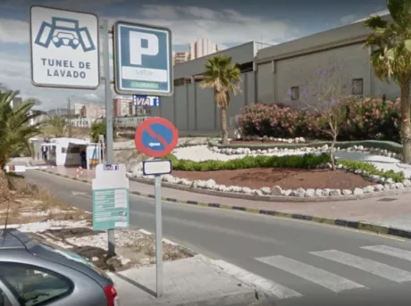 Parking Estación Tren Alicante SABA - Acceso Principal