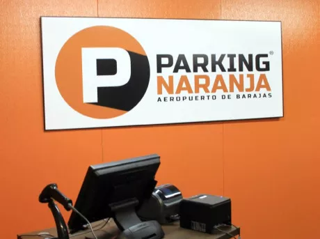 Parking Naranja - Instalaciones