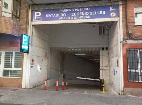 parking matadero madrid